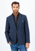 Μοντέρνο τουίντ μπλέιζερ φτιαγμένο από στιβαρό μείγμα μαλλί